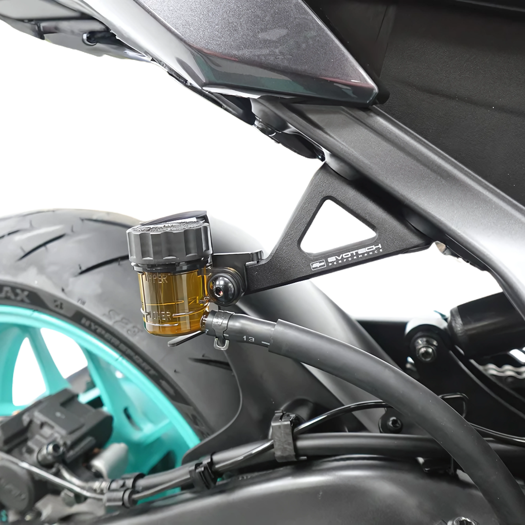 Evotech Performance Exhaust Hanger Kit - Yamaha MT09 (2024+)