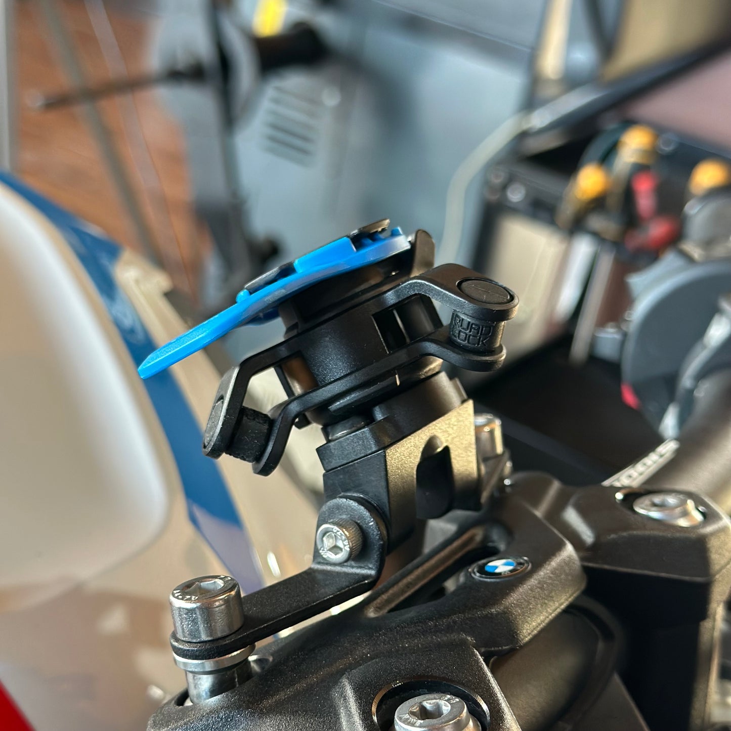Evotech Performance Quadlock Handlebar Mount - BMW S1000R (2021+)